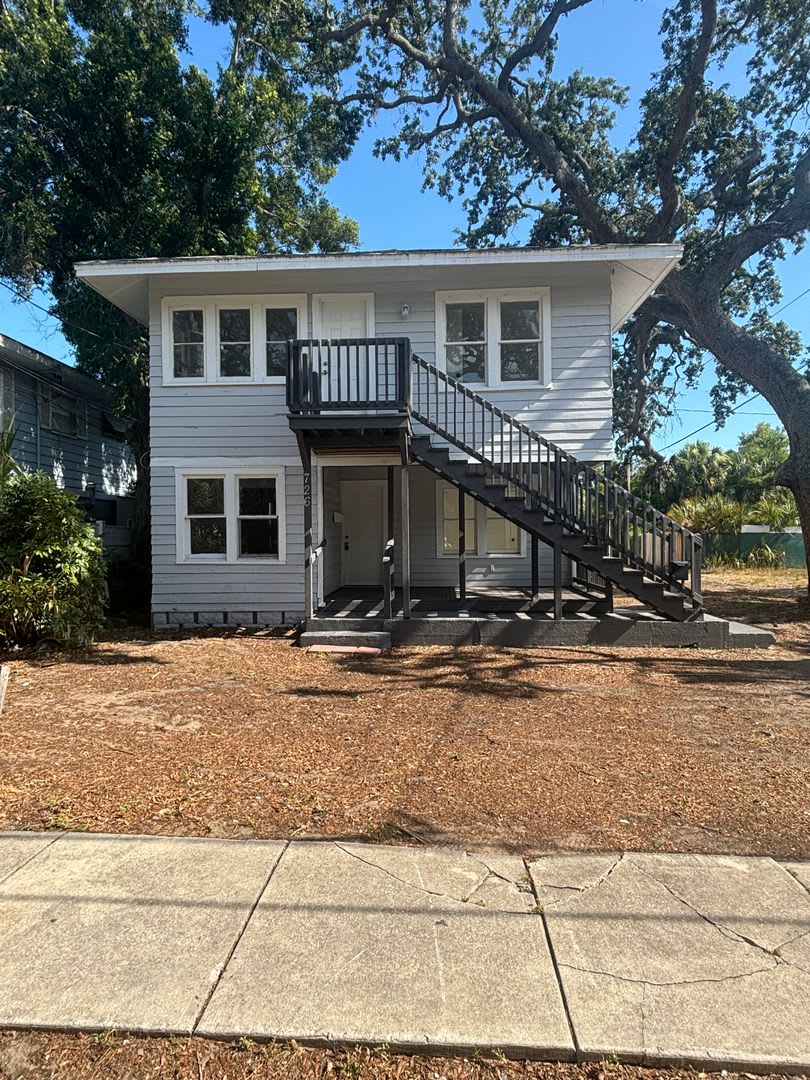 726 35th Ave S. – photo 1