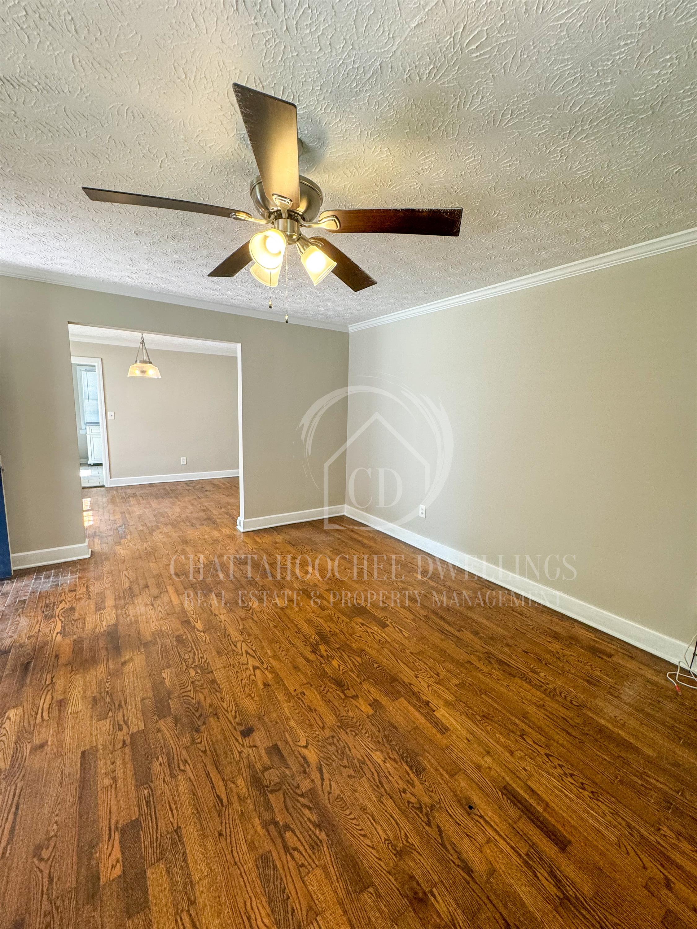 1559 Alta Vista Drive – photo 2