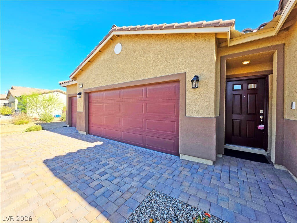 56 Pioneer Range Avenue – photo 5