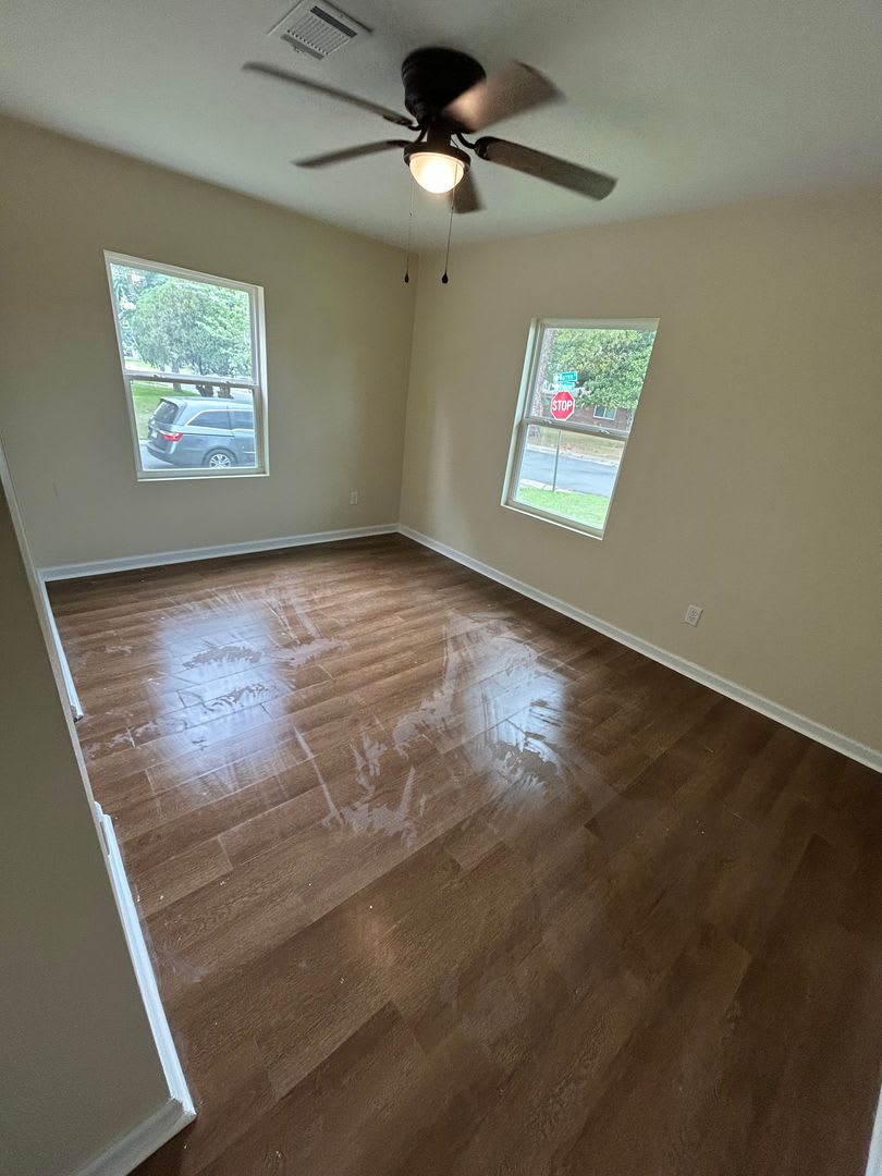 4 Bedroom Available 2 Bathroom Home – photo 5
