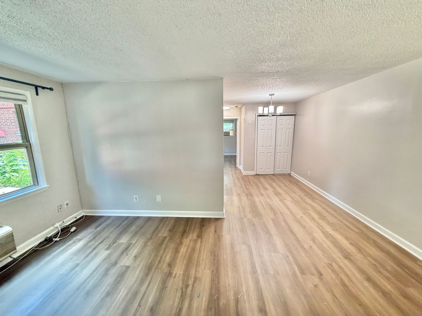 NEW LOWER PRICE! Arlington Gazebo Love, One Bedroom Close to Everything near Ballston – photo 3