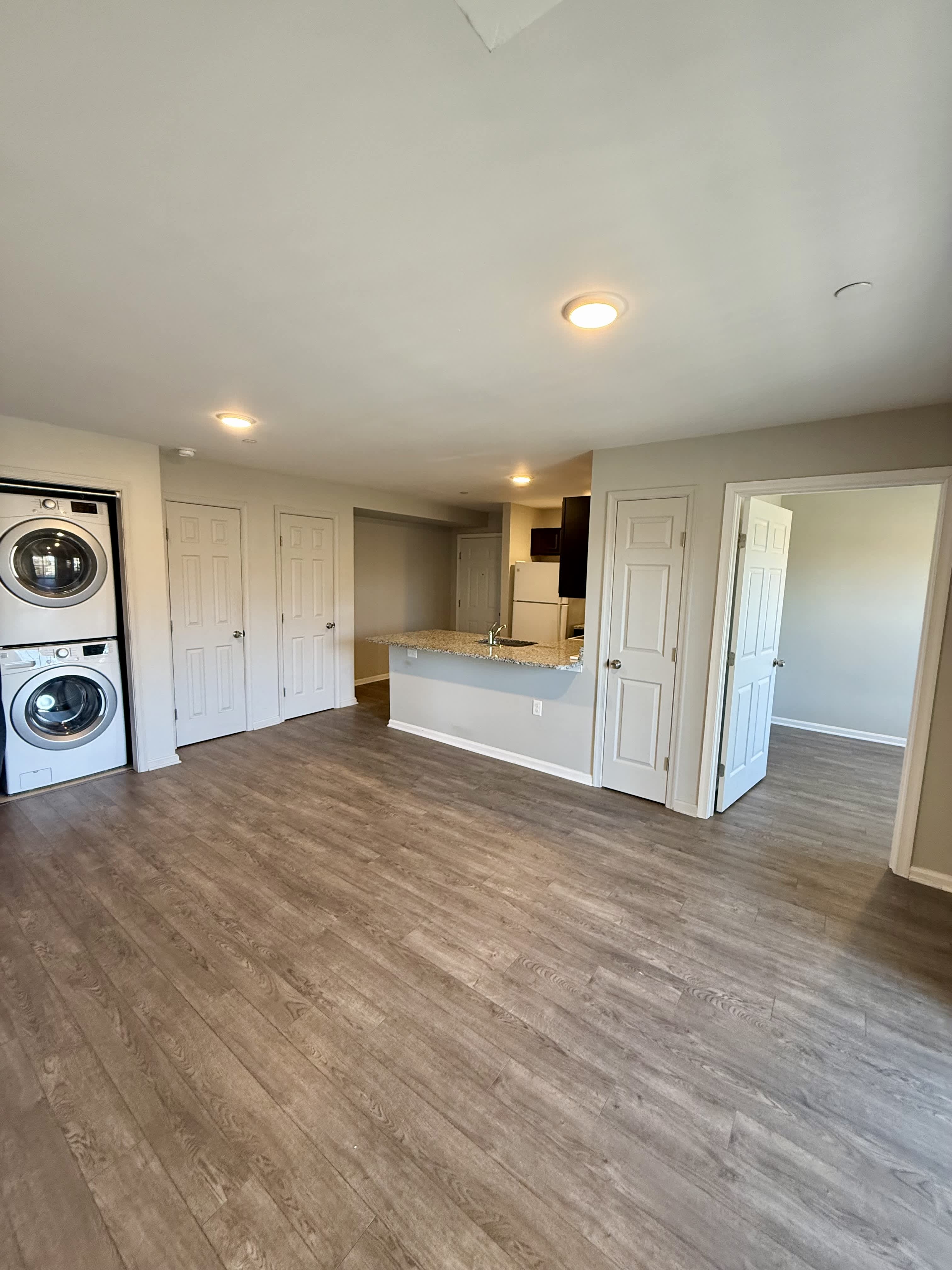 460 Main Street – photo 3