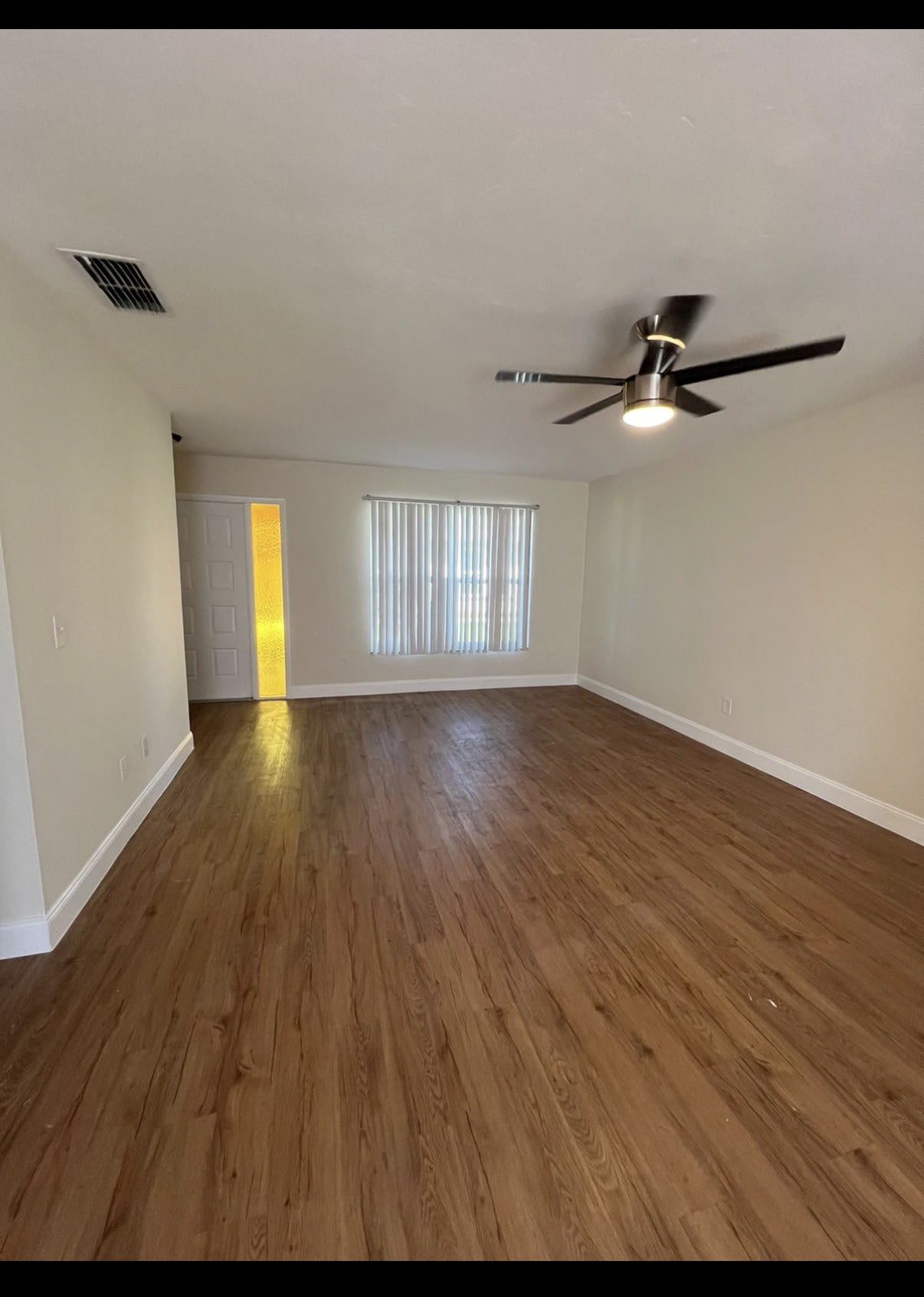 1019 Se 23rd Pl – photo 4