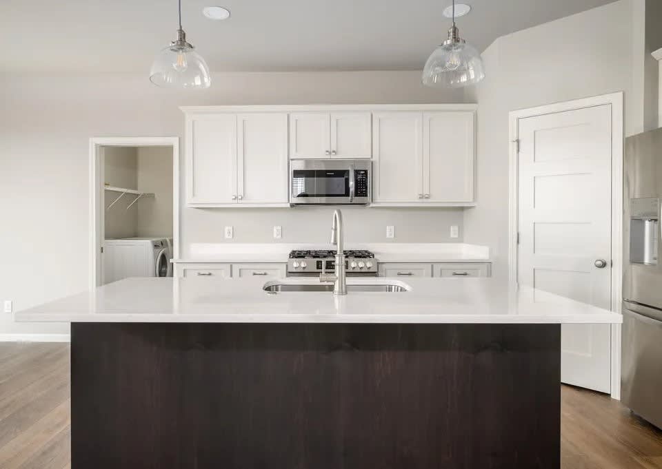 2019 Leopold Way – photo 4
