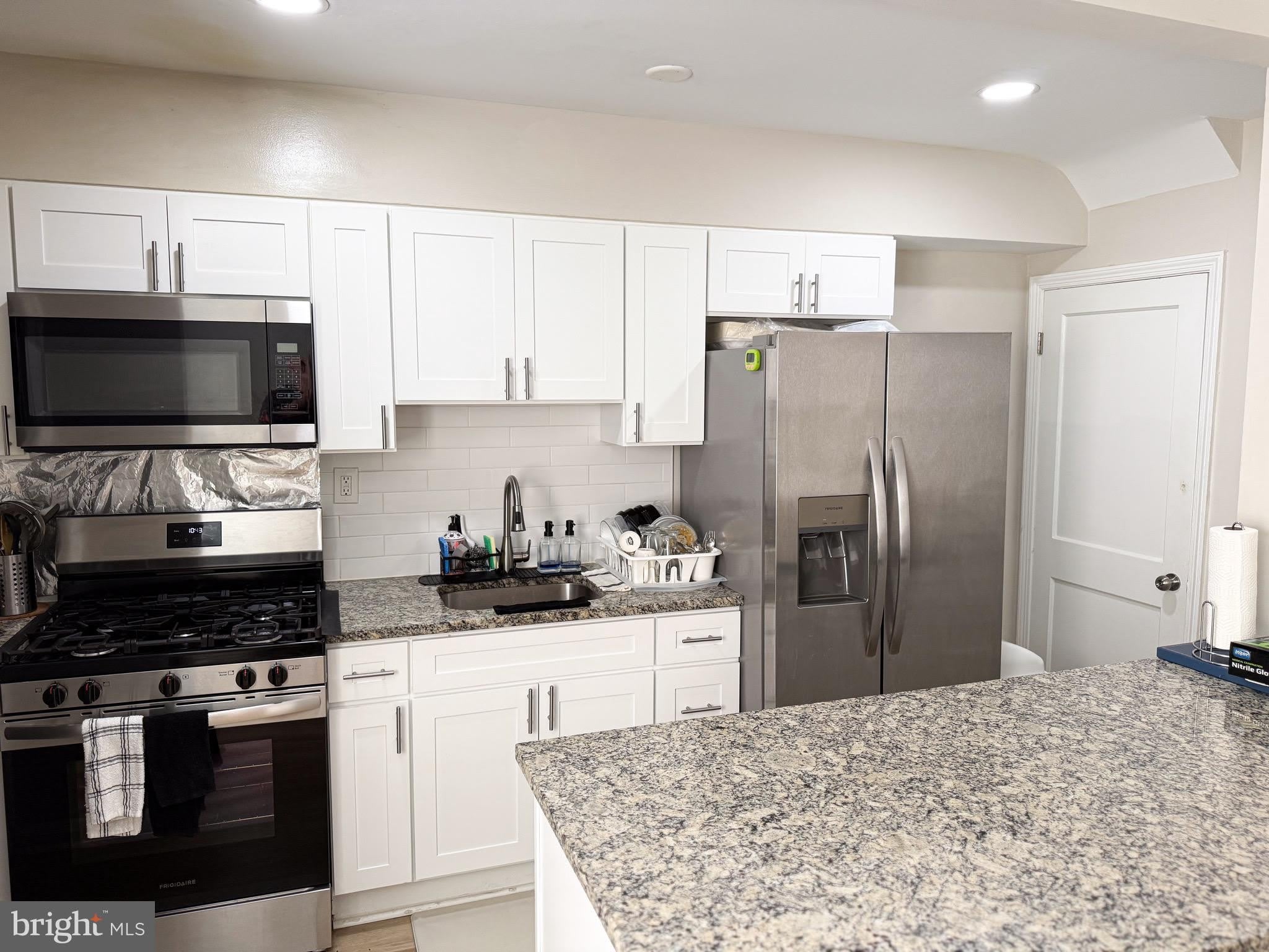 1629 SEARLES – photo 5