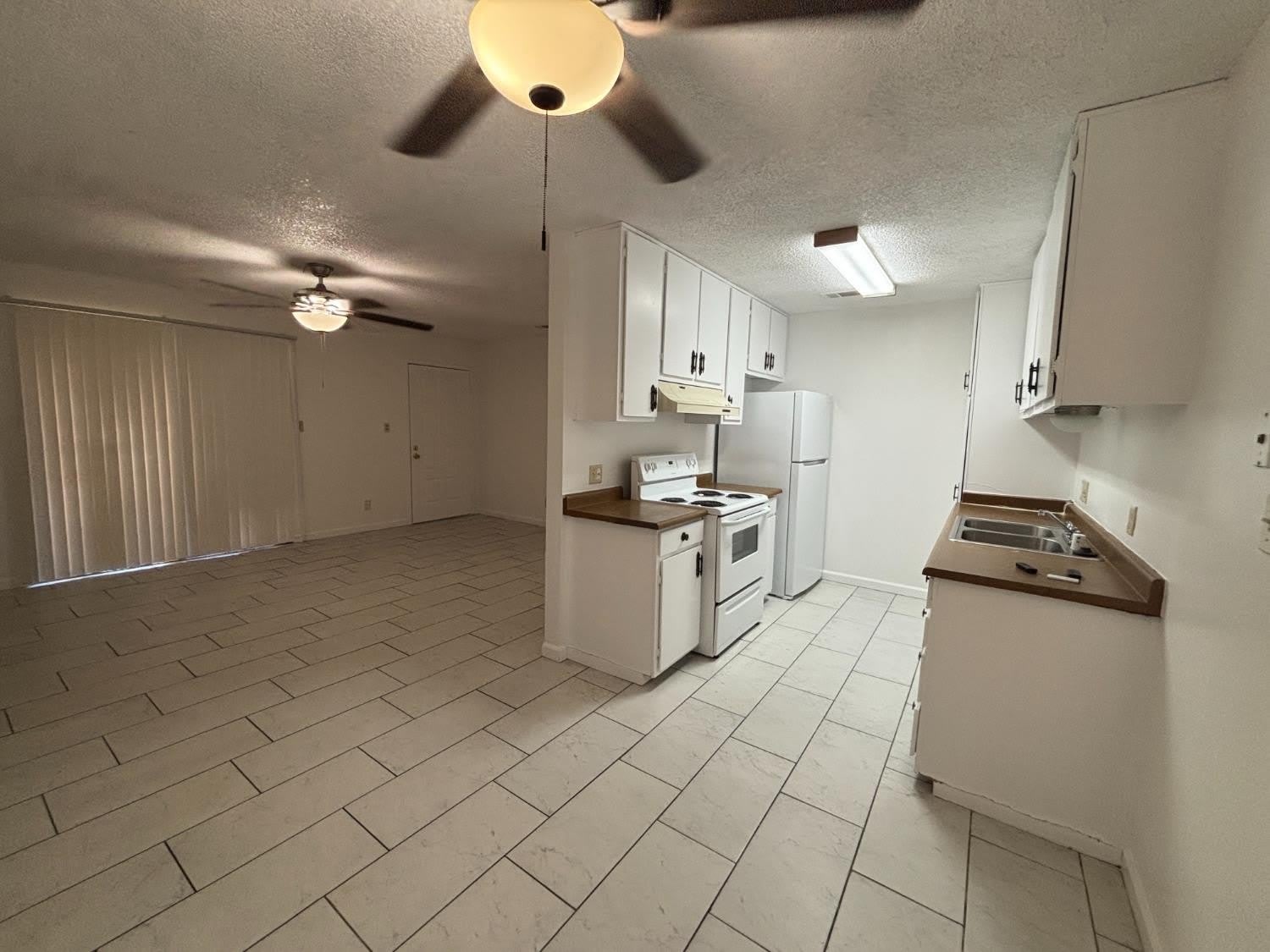 5181 E Olive Avenue – photo 3