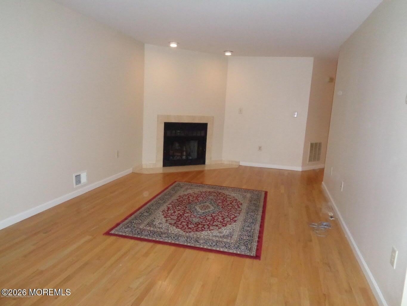 8 Eastborne Drive – photo 4