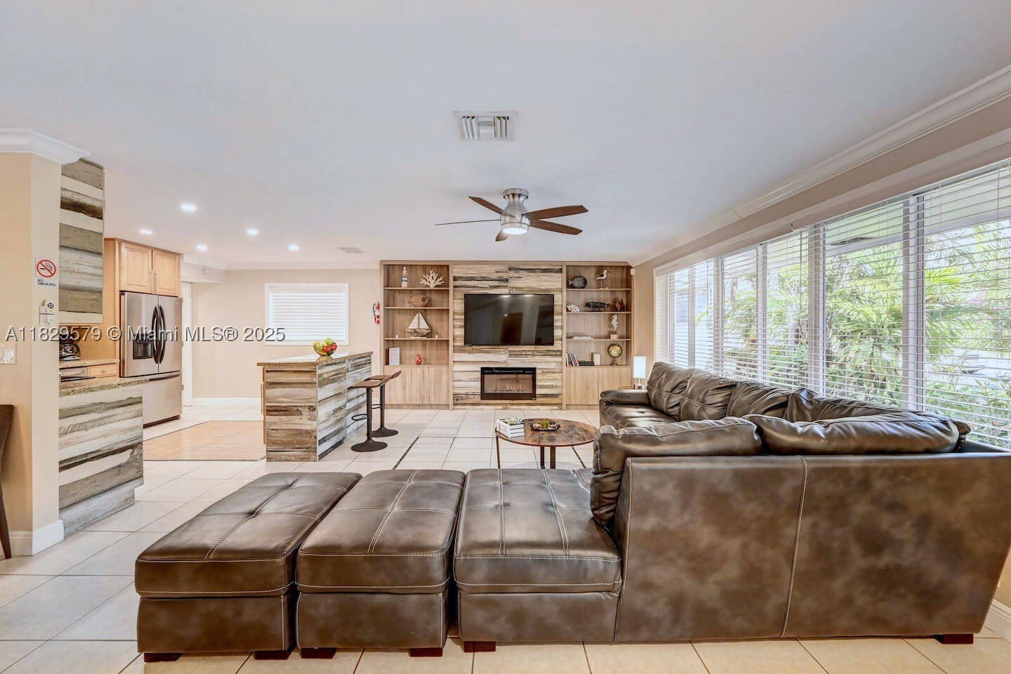 1228 Johnson St – photo 3