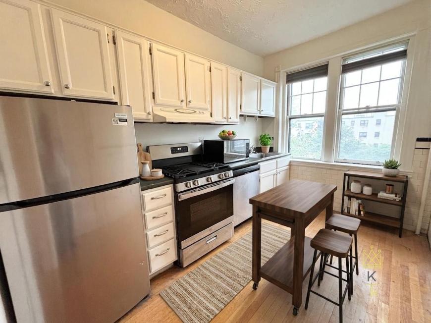 455 Washington St. – photo 2