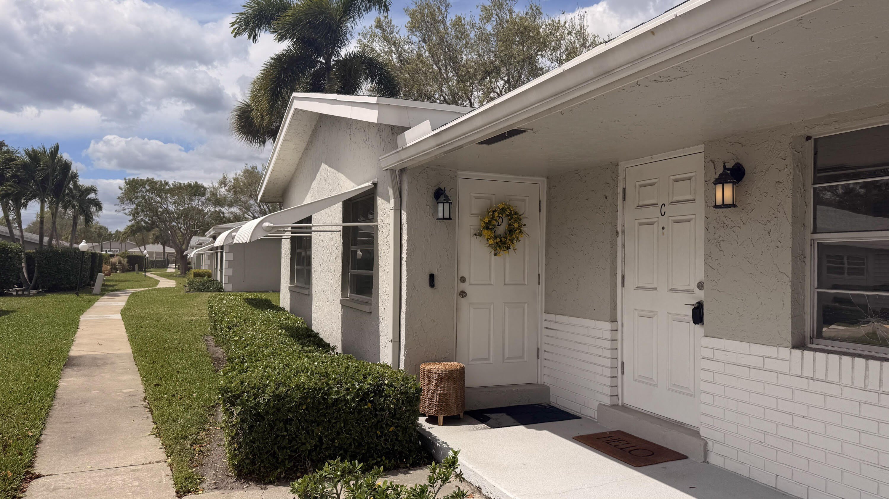 2403 Lowson Boulevard – photo 1