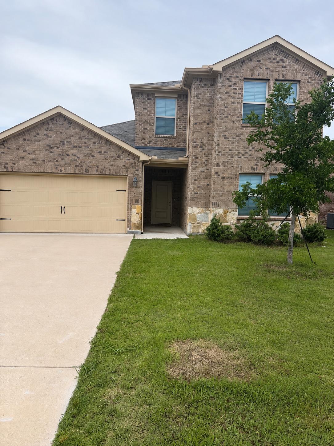 321 Sage Street – photo 1