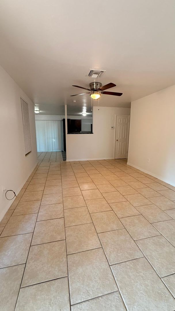 Charming 3 Bedroom Home In The Heart Of Leesburg – photo 2