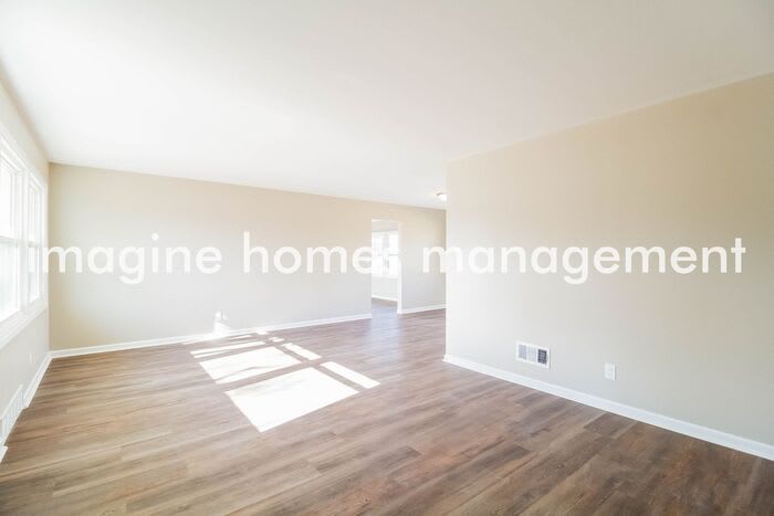 6126 Thole Road – photo 4