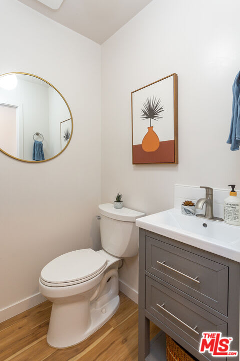 1617 South Beverly Glen Boulevard – photo 4