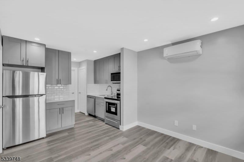 1300 Fulton St – photo 1