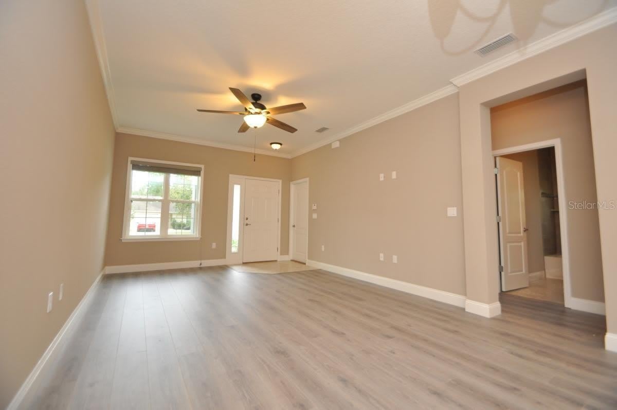 11 ULLYNN Place – photo 4
