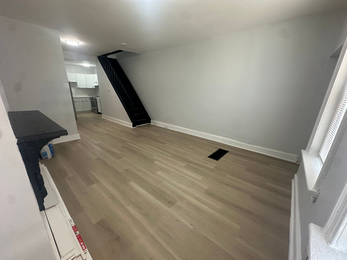 Section 8 ONLY!! – photo 3