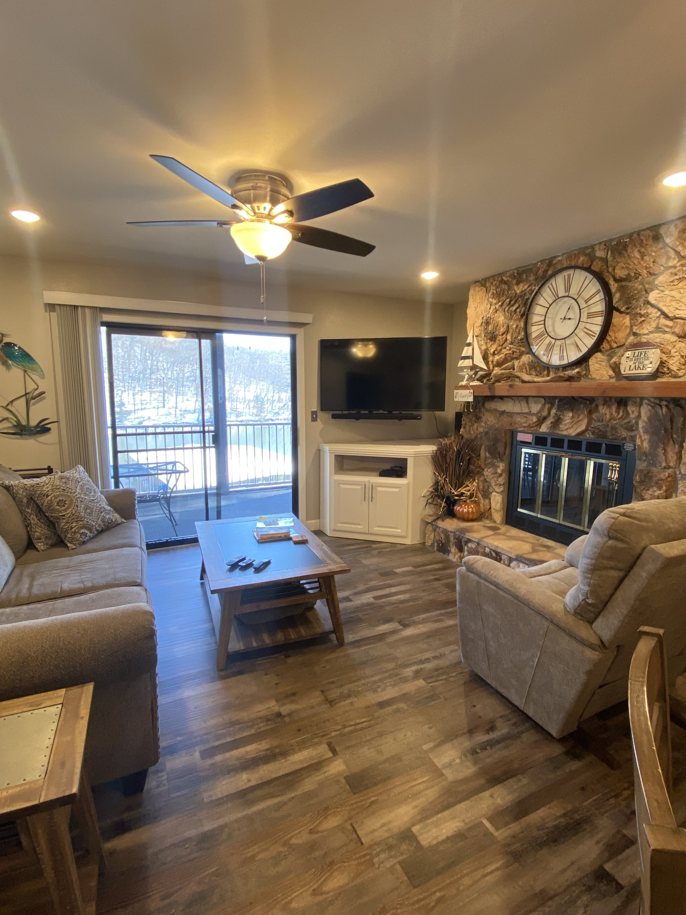 611 Lazy Days Road – photo 1