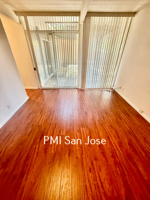 2066 Sandalwood Ct – photo 2