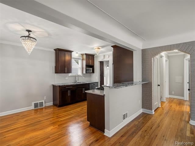 212 Devillen Avenue – photo 4