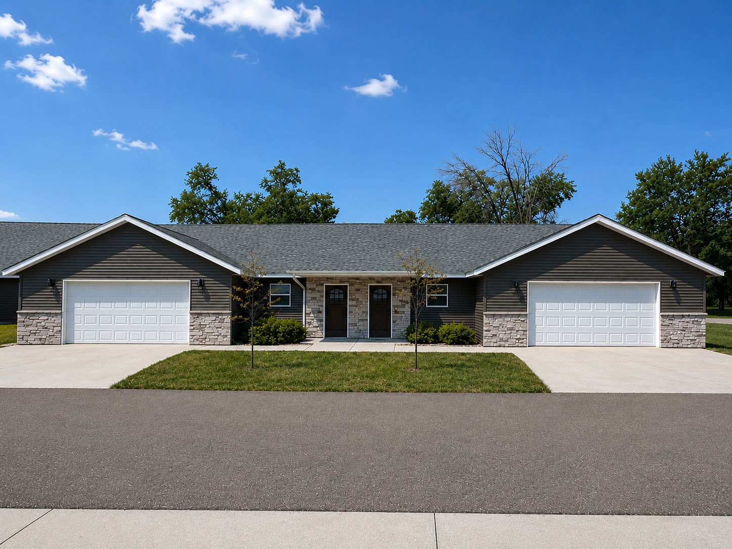 2485 Chestnut Drive – photo 1