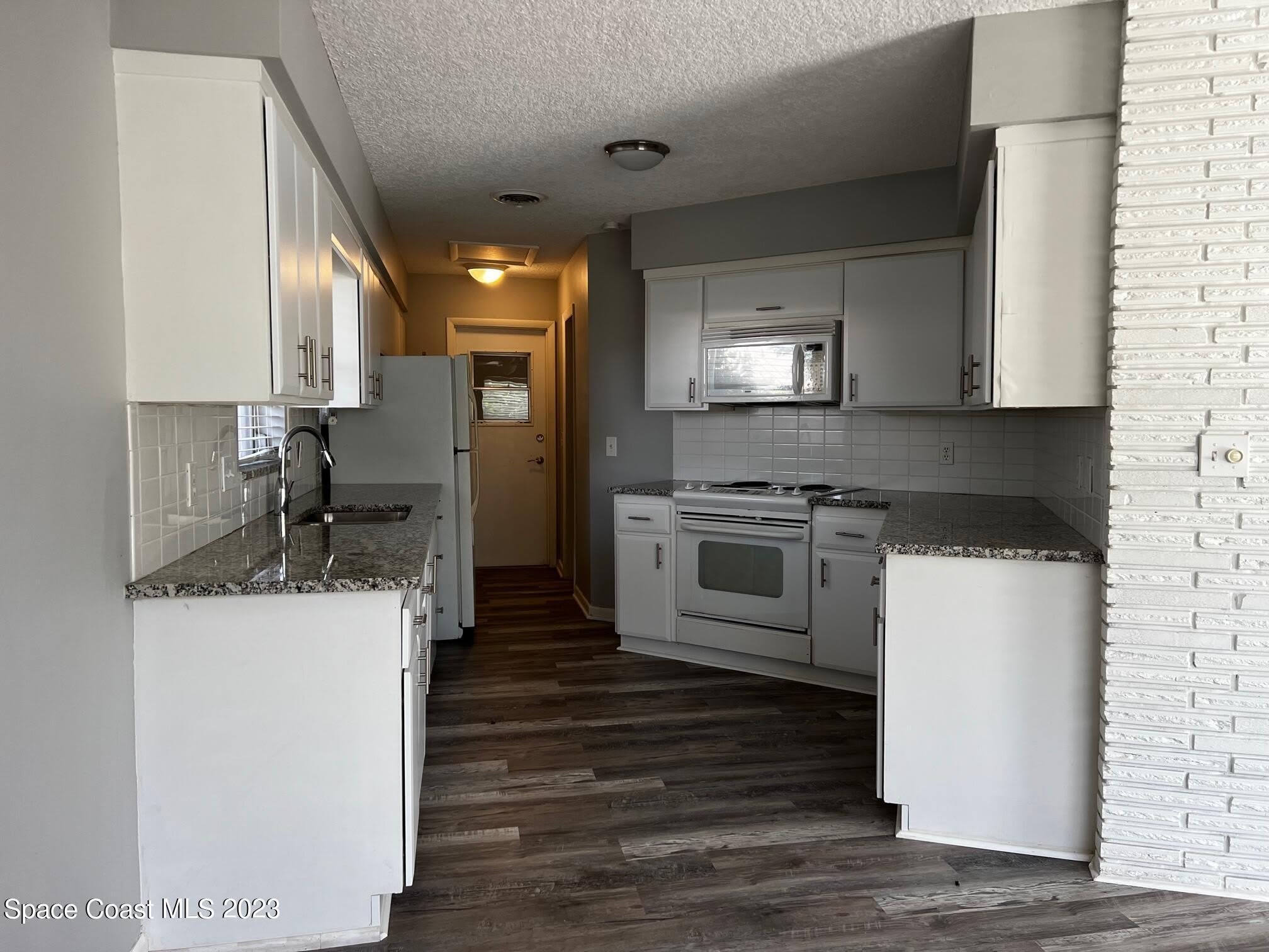 205 Melbourne Avenue – photo 5