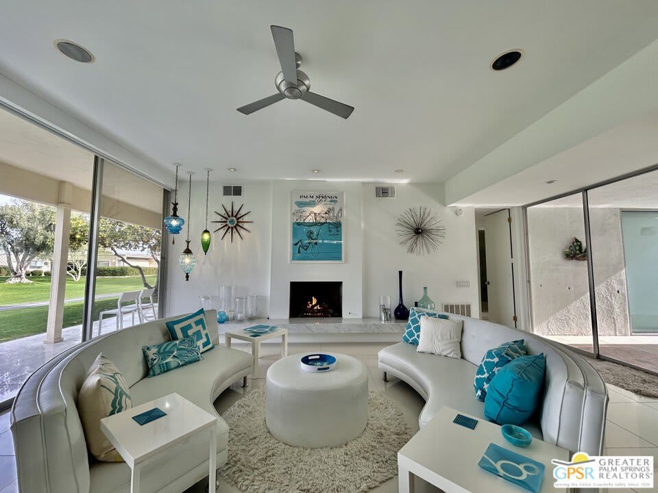 16 Lakeview Cir – photo 2
