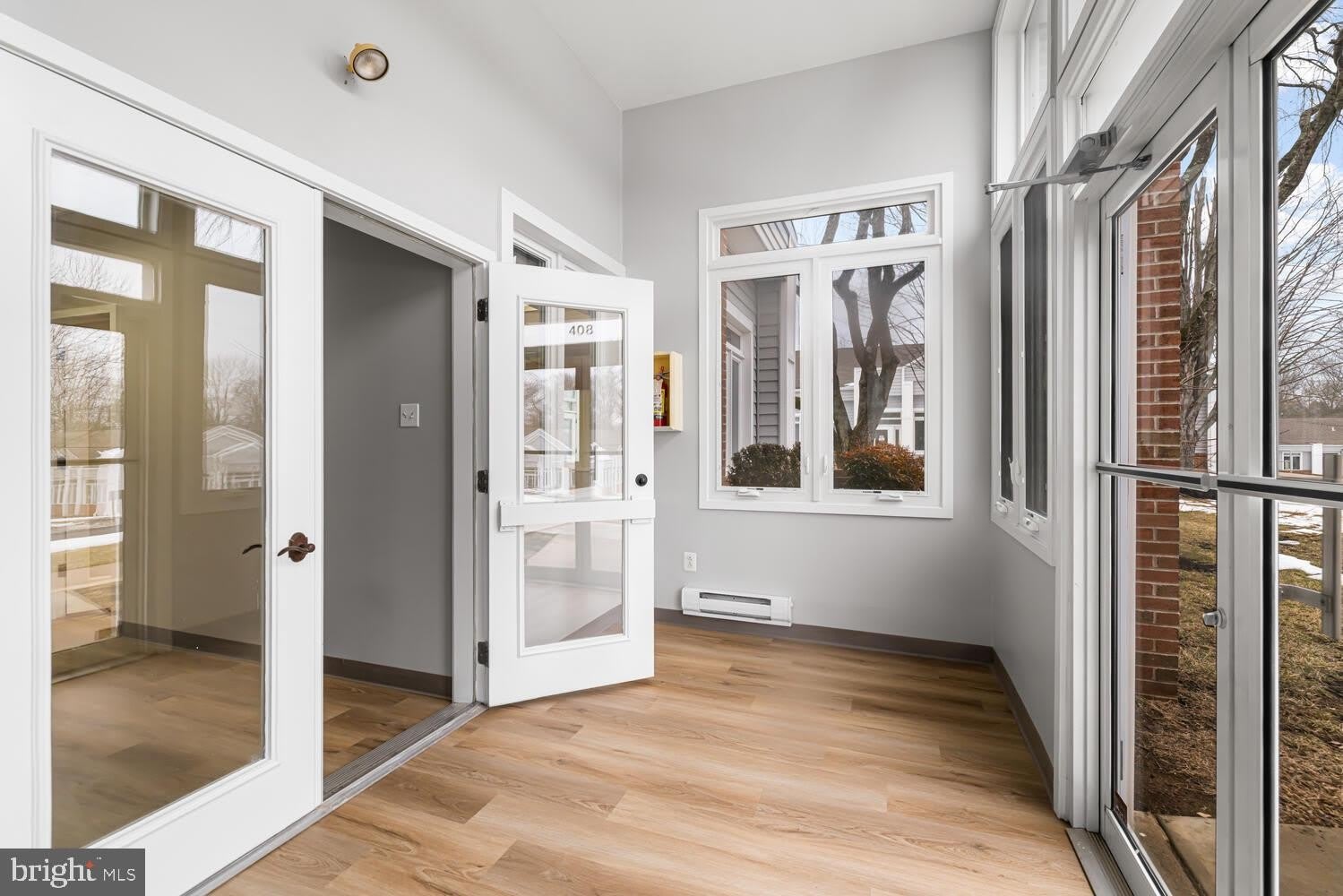 408 EXECUTIVE – photo 3