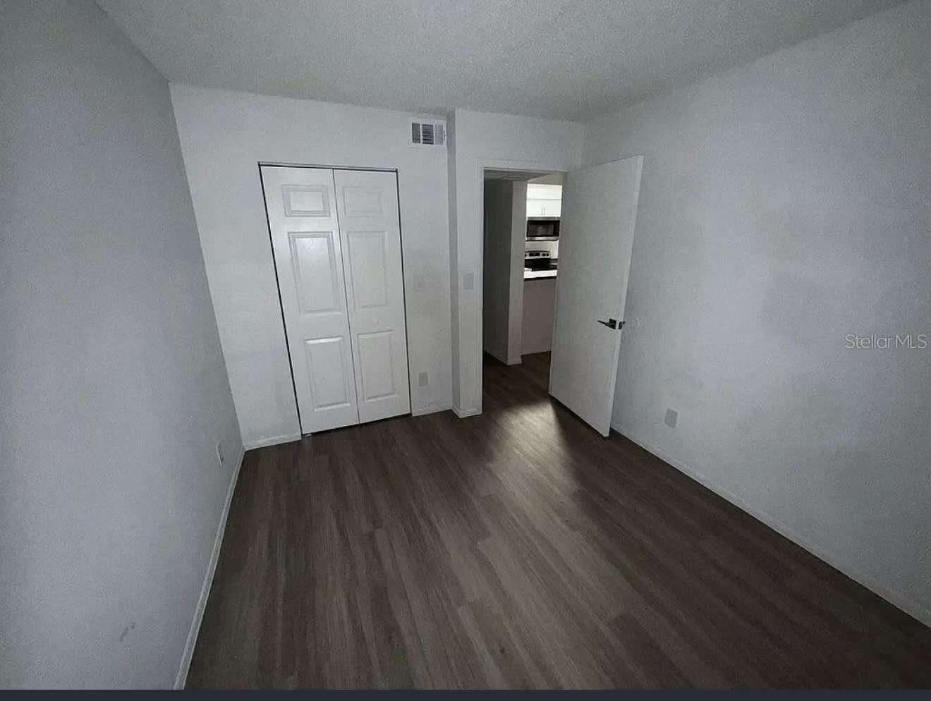 5313 Summerlin Rd. 1302 – photo 4
