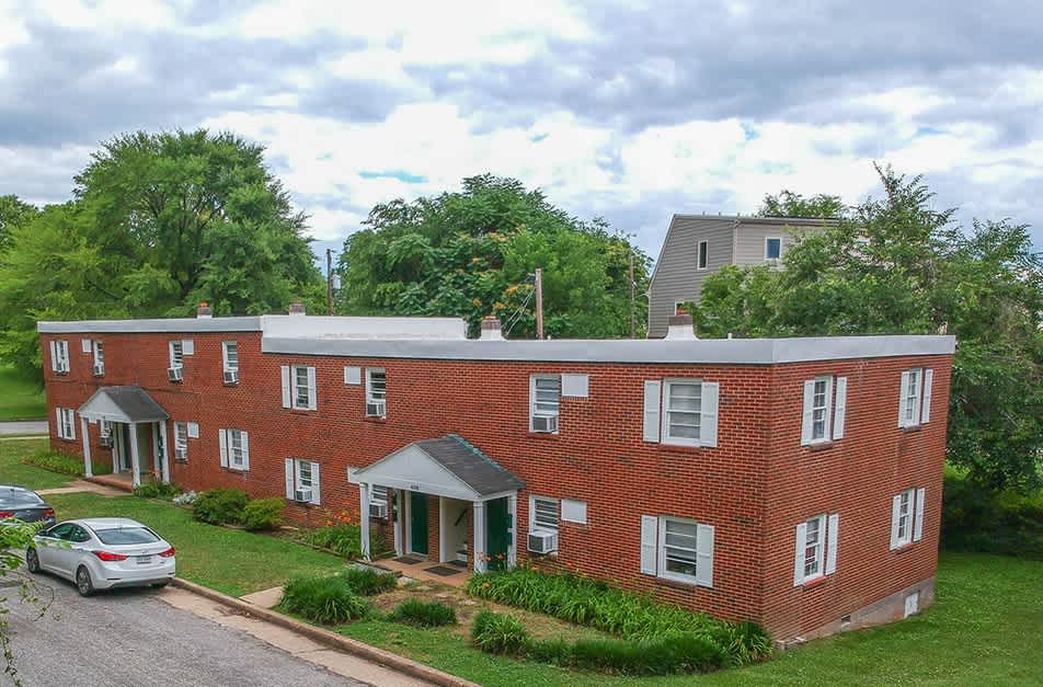 410 Dobson Street – photo 1