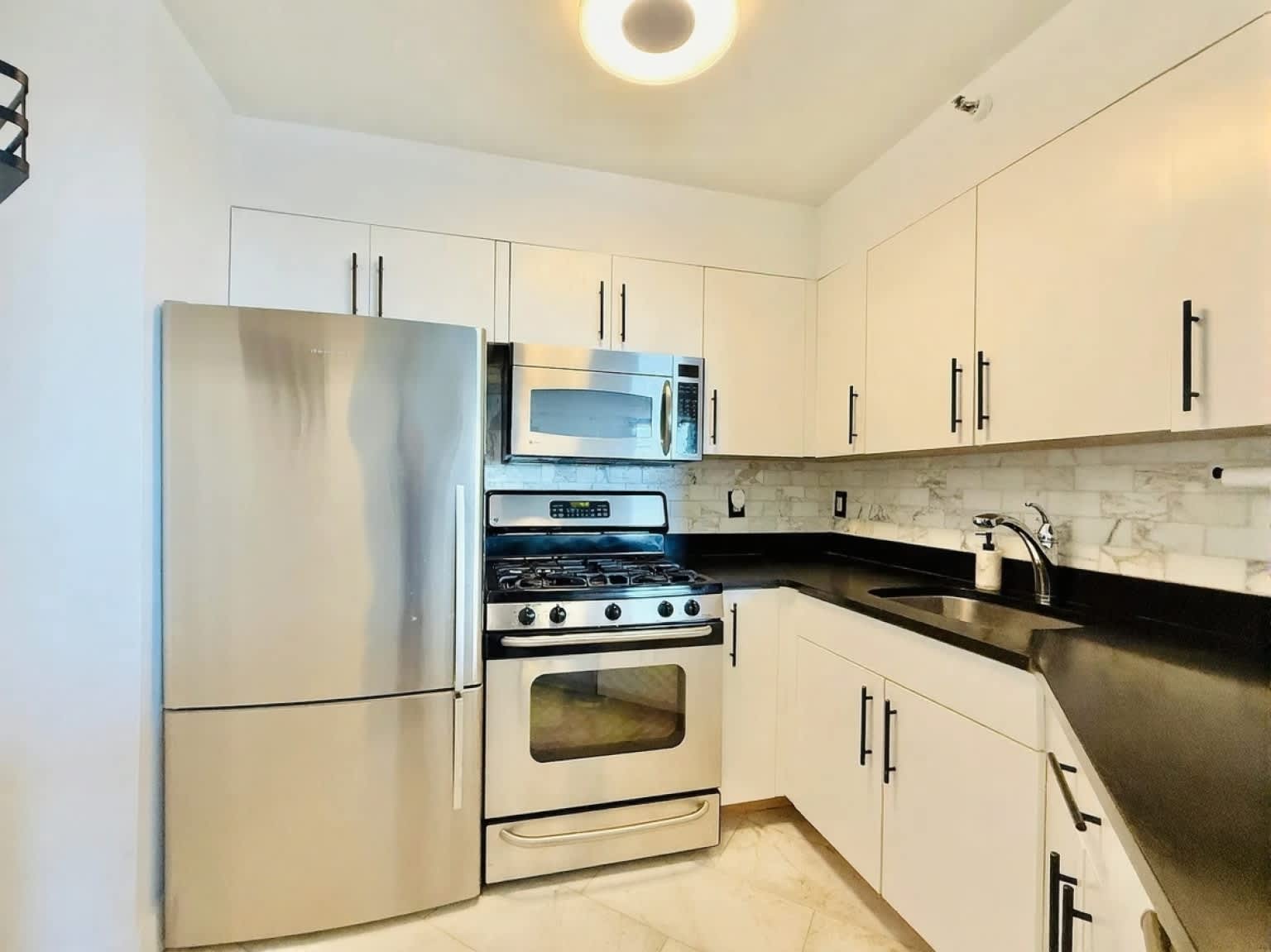 25 Forest St Apt 11C – photo 2