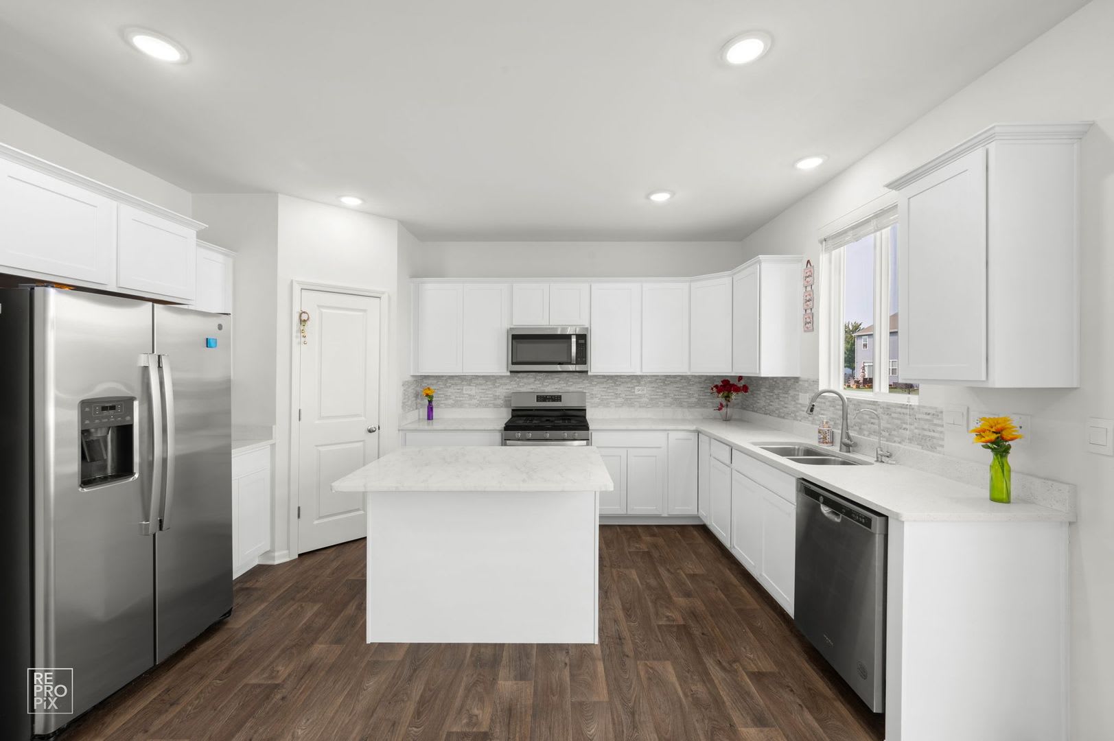 Oswego Two Story Home – photo 4
