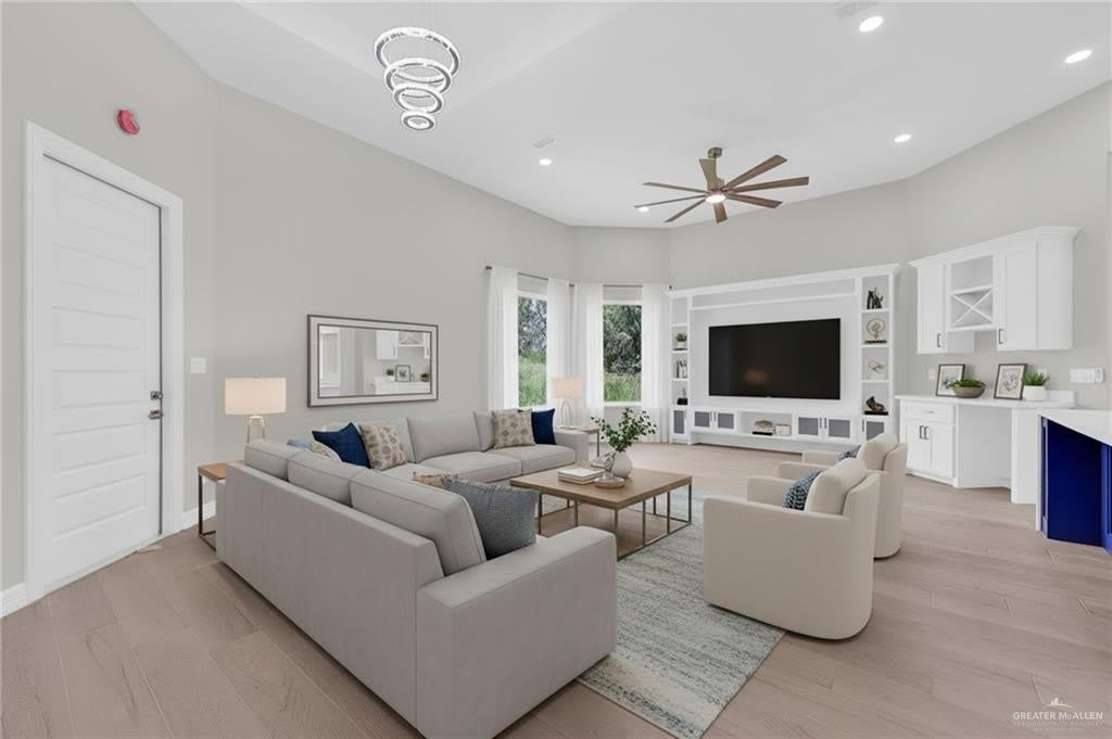 612 Makayla Drive – photo 2