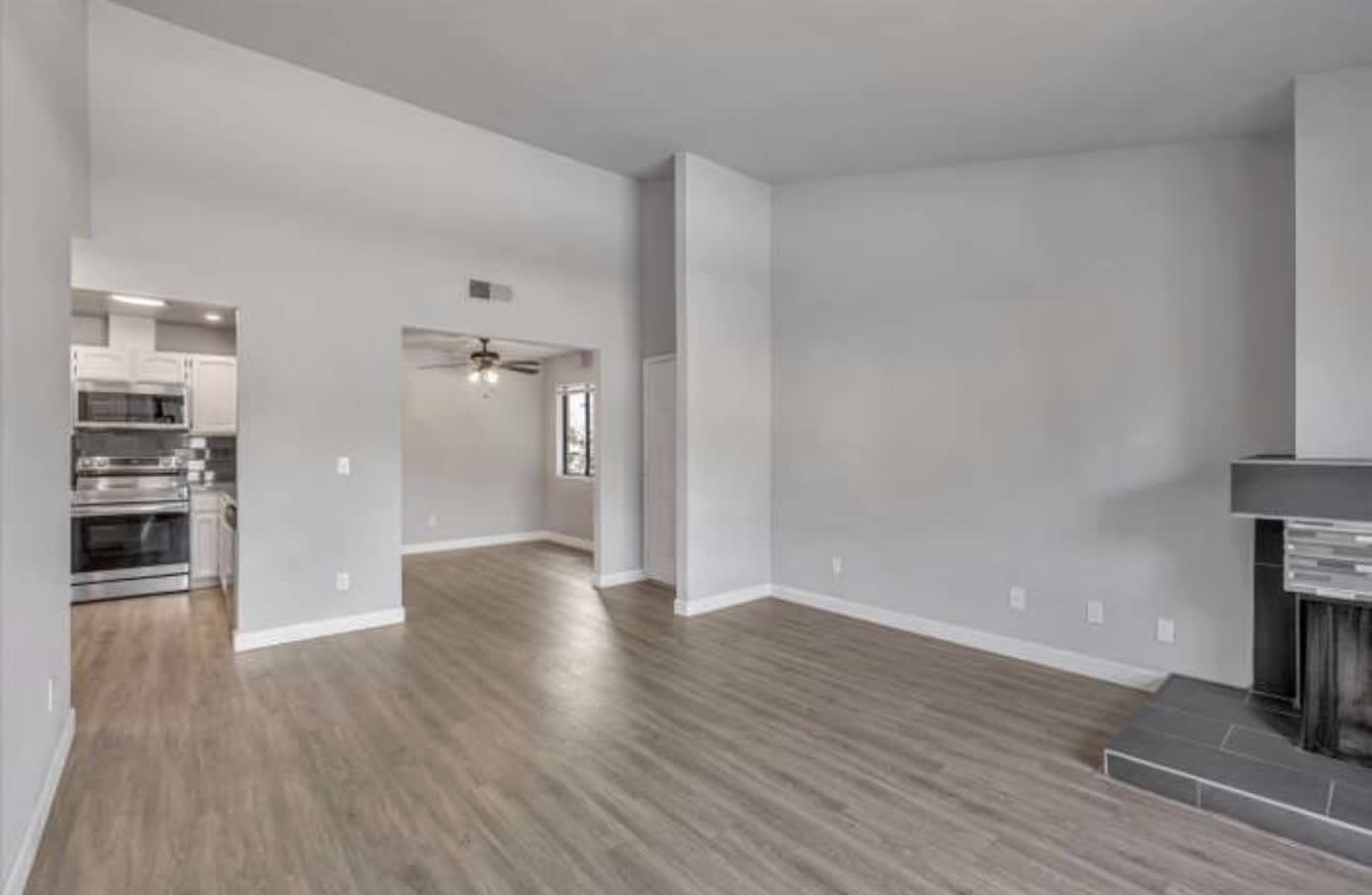3400 Sullivan Ct Apt 216 – photo 3