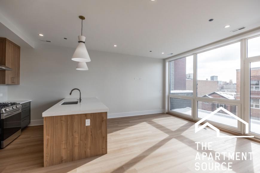 1620 W Grand Ave – photo 2