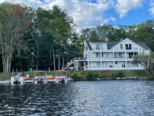 1374 Village Road – photo 3