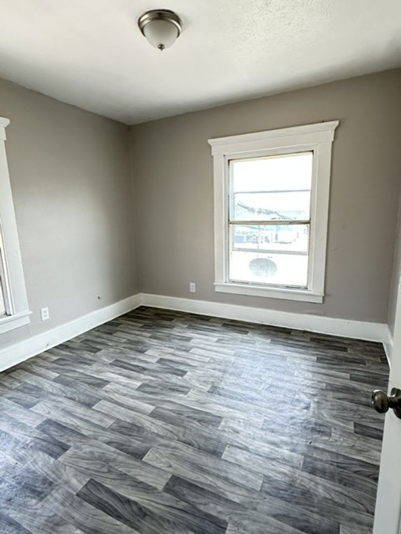 1257 East Erie Ave – photo 5