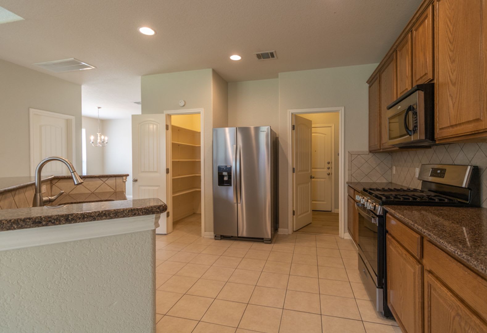 18601 Derby Hill Lane Pflugerville, TX 78660 – photo 4