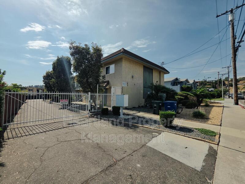 3430 Helix St. – photo 1
