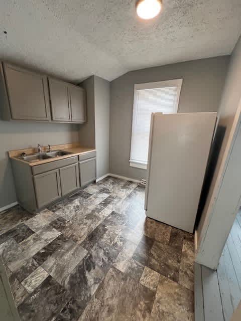 1334 Ridge Ave – photo 4