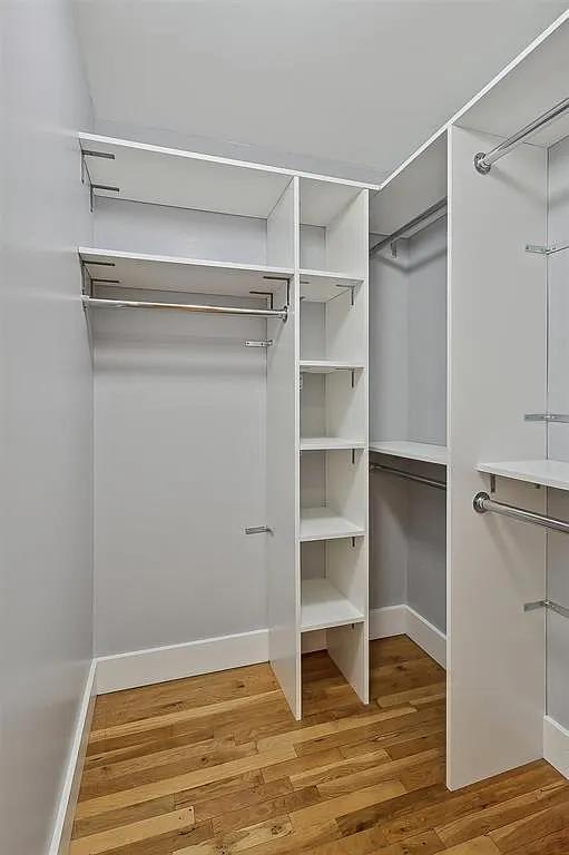 700 Pacific St – photo 4