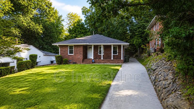 1459 Hawkins Street Northwest – photo 2