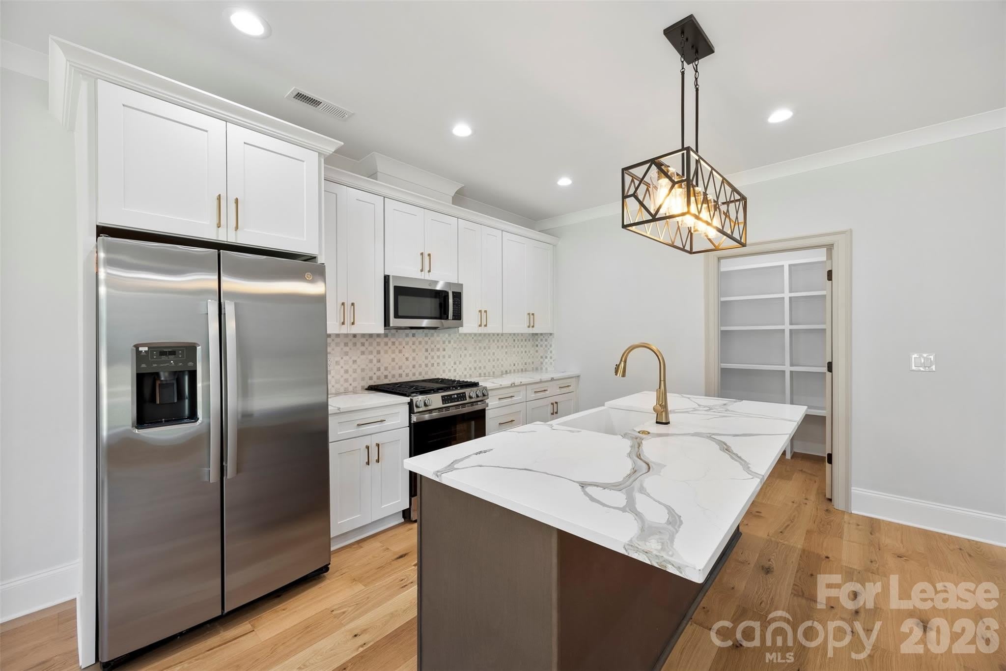 1331 Condon Street – photo 4