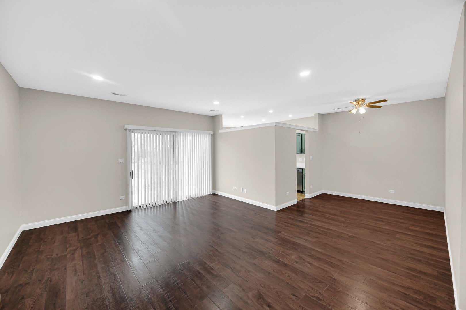 1661 Commodore Court – photo 5