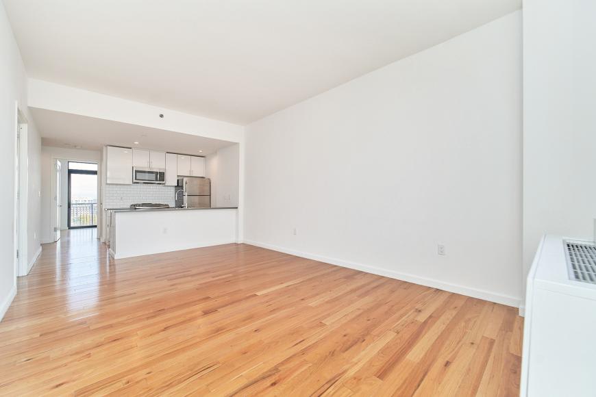 2211 Third Avenue – photo 2