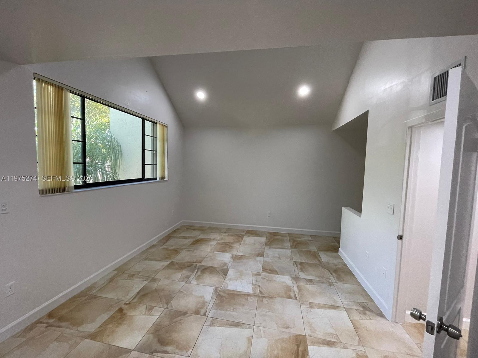 13037 Southwest 88th Lane – photo 5