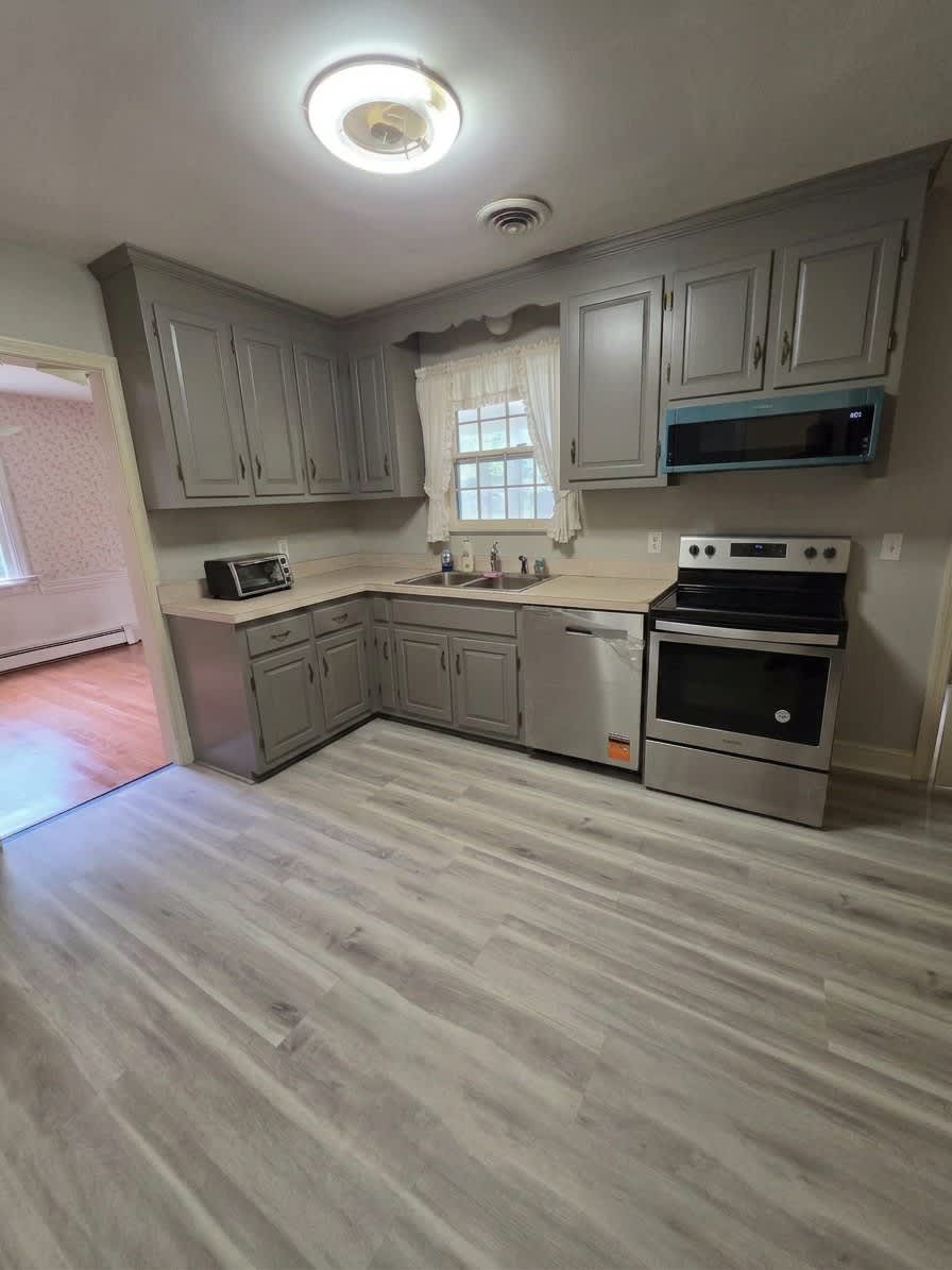 8160 Lee-Davis Road – photo 4