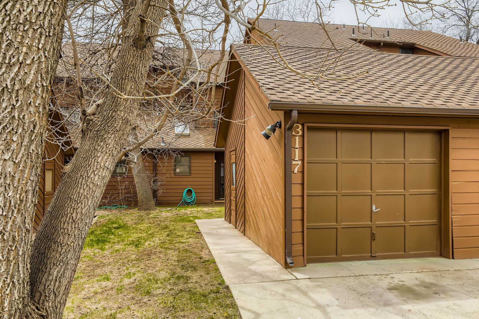 Spacious 3 Level Townhome W Private Primary Suite – photo 5