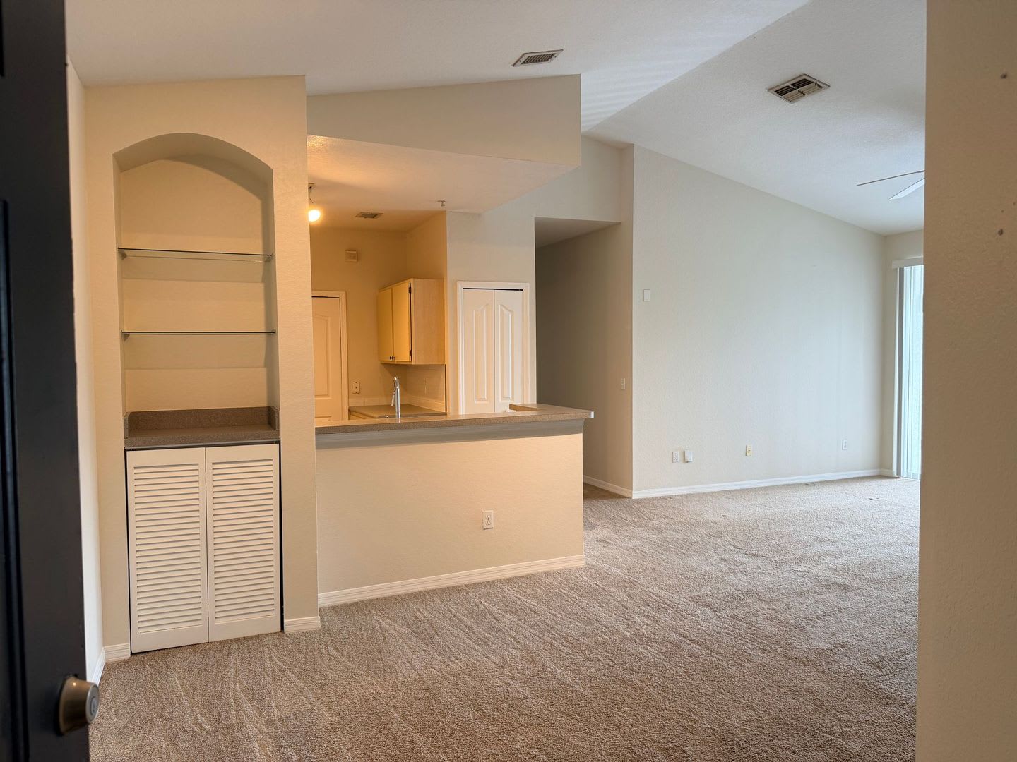 Three Bedroom Condo at Maitland Crossing in Orlando – photo 2