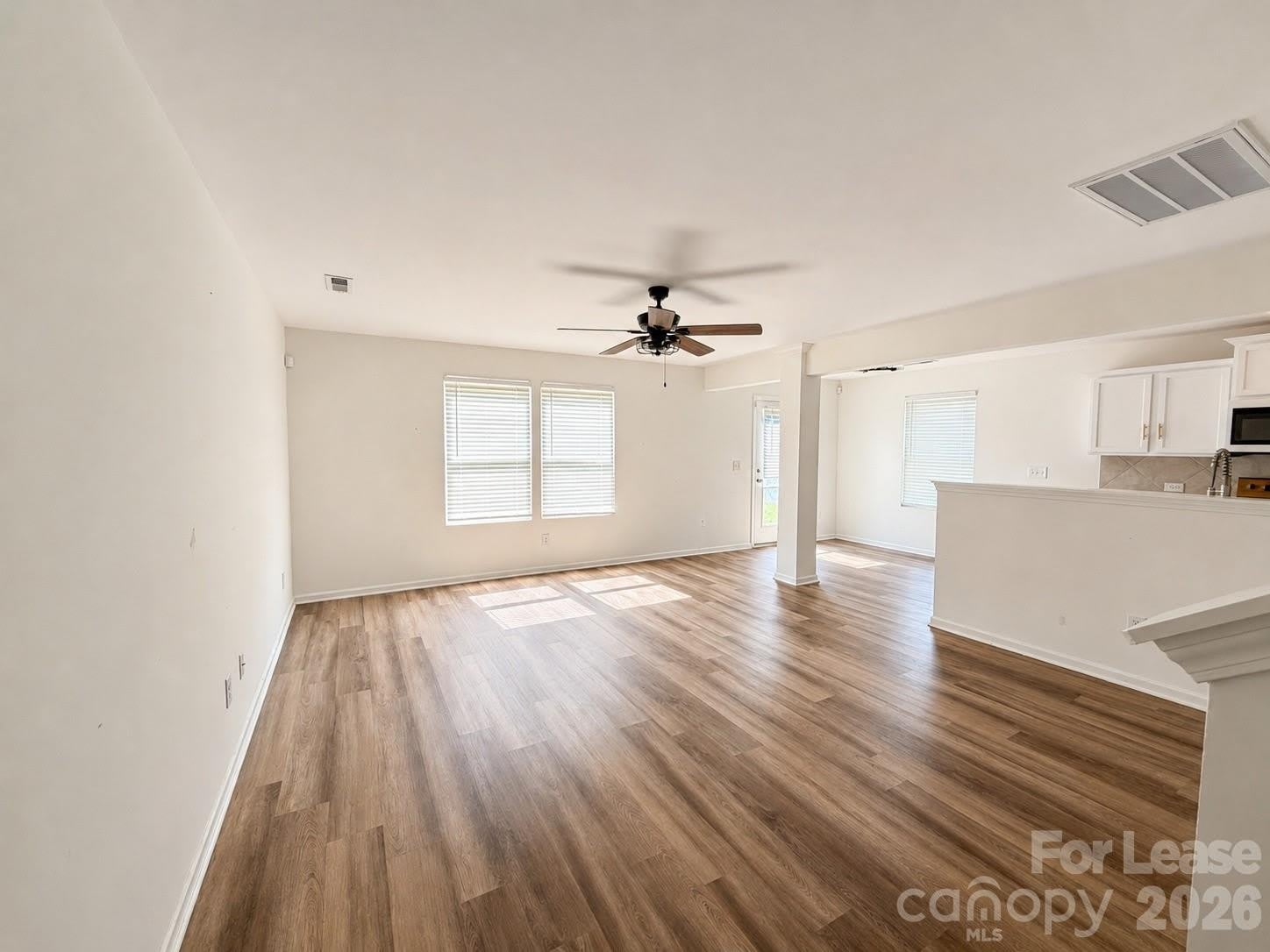 3220 Capitol Drive – photo 5